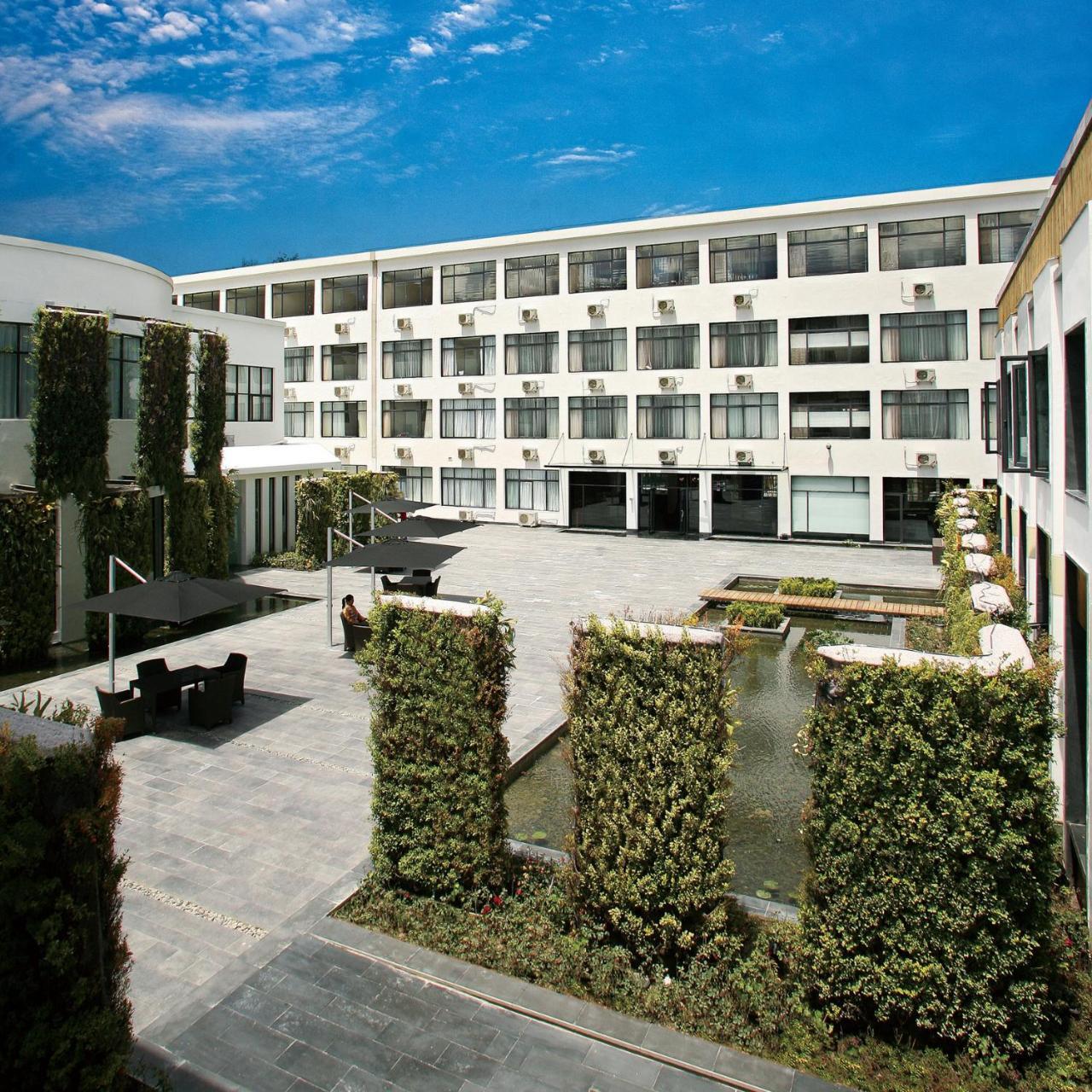 Four Points By Sheraton Lhásza Kültér fotó